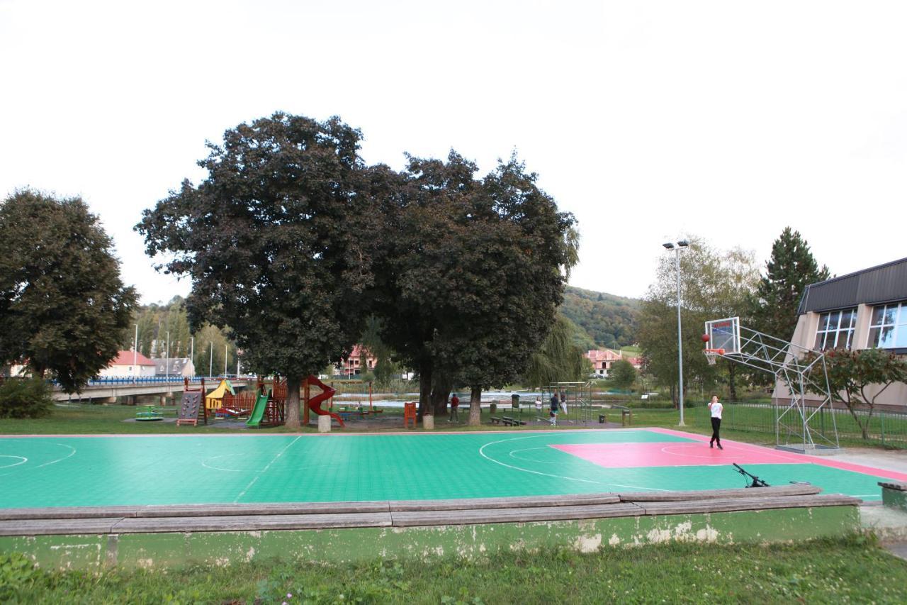 Mreznicki Kutak Duga Resa Exterior foto